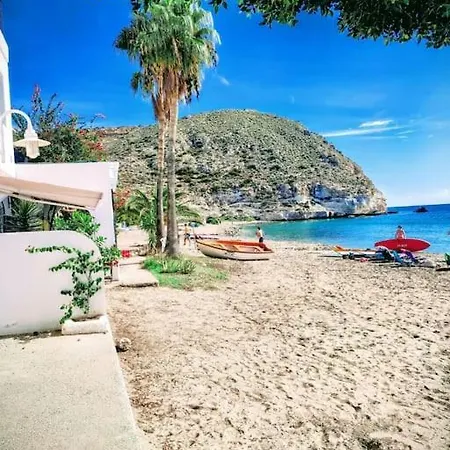Bohemian 2 Bed Apartamento Amarillo Agua Amarga  Extérieur photo