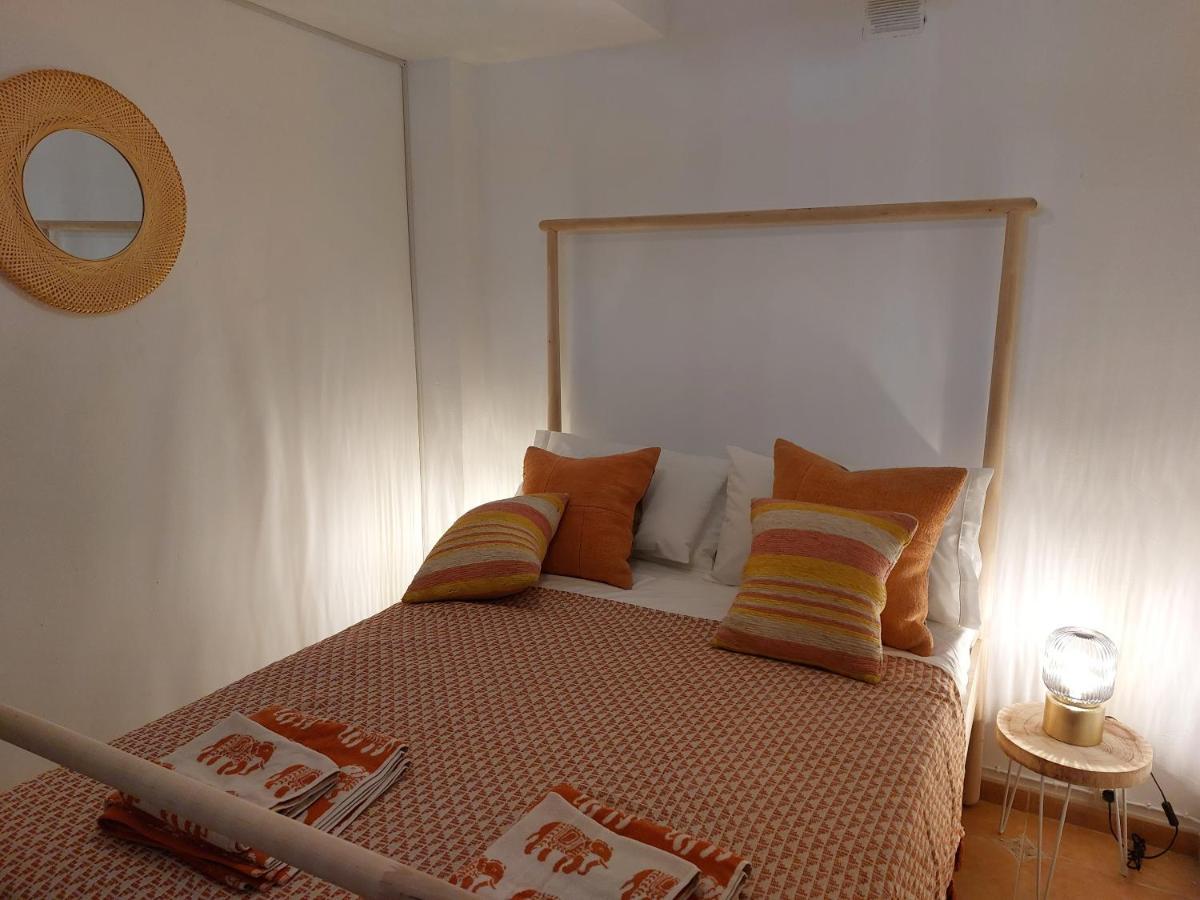 Bohemian 2 Bed Amarillo Apartment Agua Amarga (Almeria)